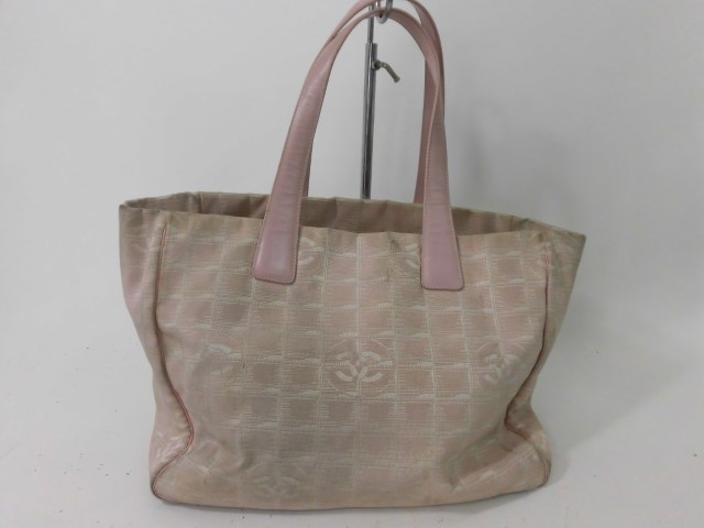 シャネル　バッグ