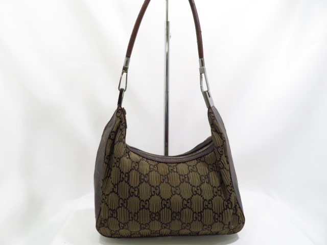 グッチ　ショルダーバッグ