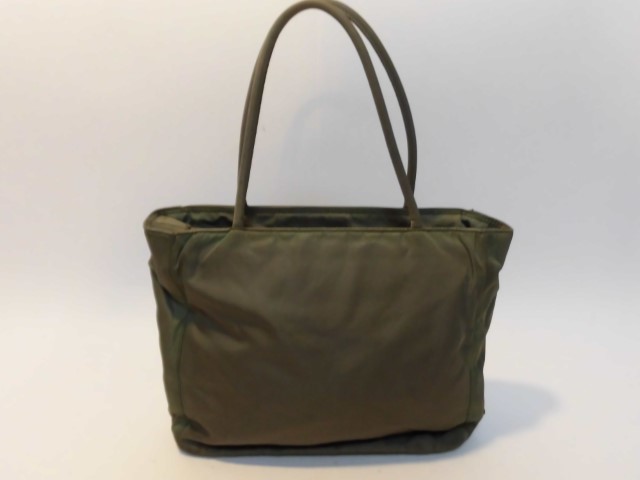 プラダ　バッグ