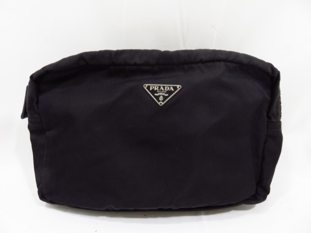 プラダ　ポーチ